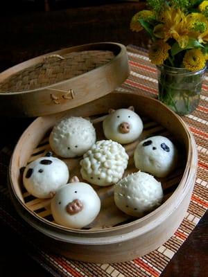 Steamed buns