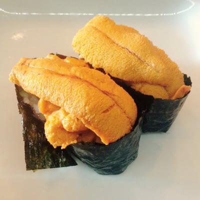 My very first Uni nigiri!!