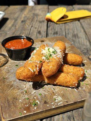 Mozzarella sticks