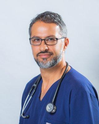 Dr Amir Parvinchi