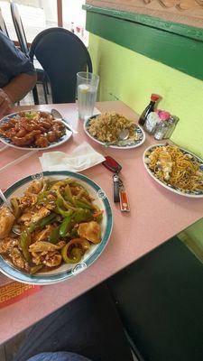 Combination Fried Rice Sweet & Sour Chicken Szechuan Chicken Deluxe Lo Mein