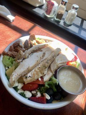 Beet & Berry Salad with Chicken