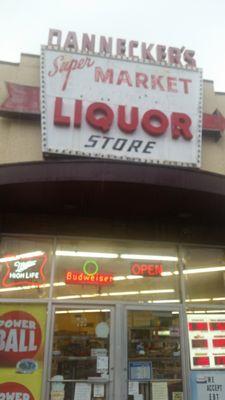 Dannecker's Grocery and Liquor