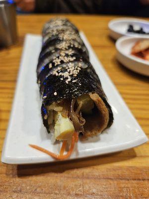 Beef kimbap