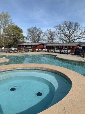 10 man hot tub and pool