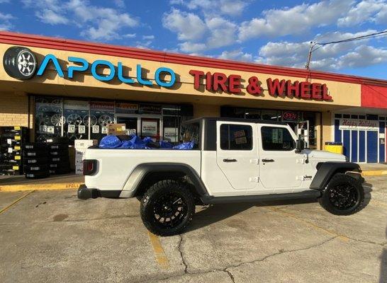 Apollo Tire & Wheel