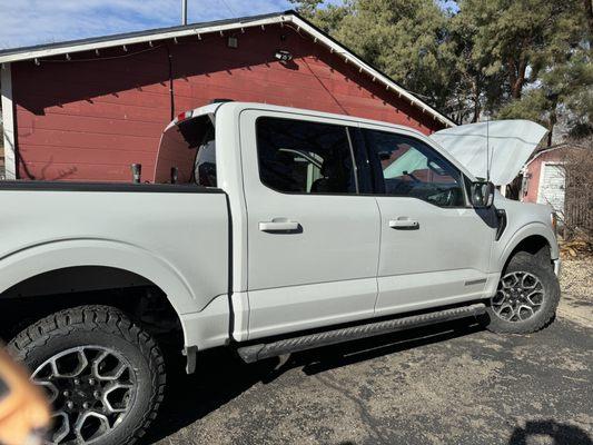 This is my truck waiting for a jump after the service dept said the battery was fine.