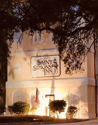 Saint Simons Inn