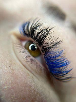 Hybrid cat eye with blue color