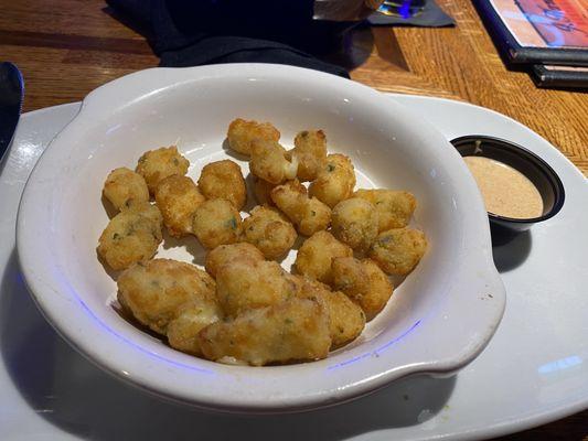 Garlic Cheese Curds