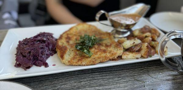 Jaeger schnitzel with pork