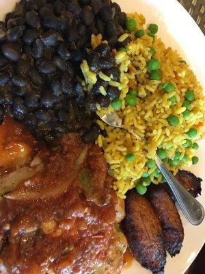 Arroz con pollo relish!