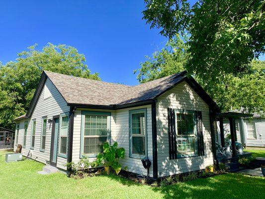 Love the architectural shingles!!  Makes our home look so much better!!