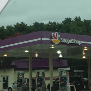 Walpole Stop&Shop Gas Station -- 1005 Providence Highway / Route 1, Walpole                  Storefront