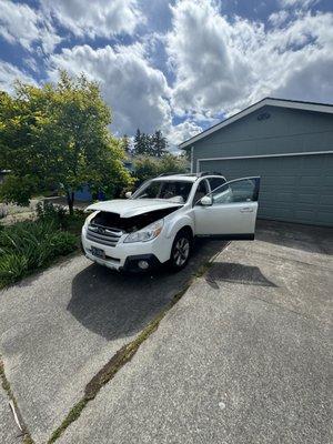 2014 Subaru Outback windshield