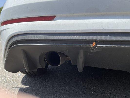 Damaged bumper and exhaust