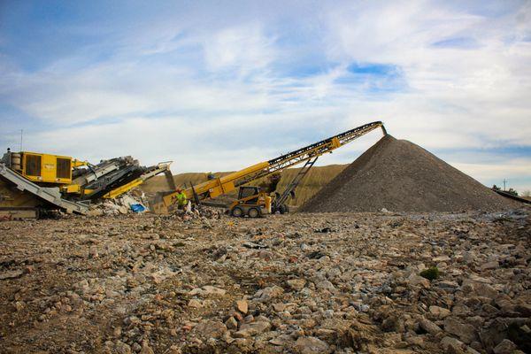 Concrete, gravel, and cement recycling at the WPWMA