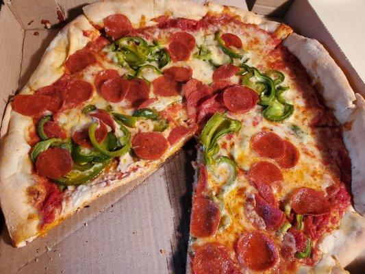 LG Pepperoni with Green Peppers. It's good. Peppers have snap and just the right amount of grease running down your hand!