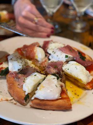 Breakfast Proscuitto Pizzetta