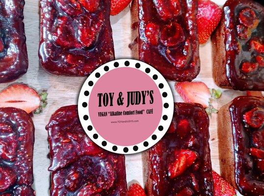 TOY & JUDY'S "Strawberry Loaf" Yumminess!