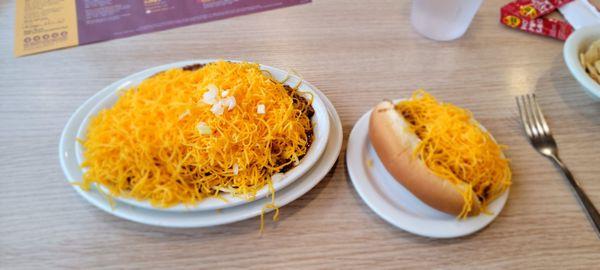 4 way and cheese coney