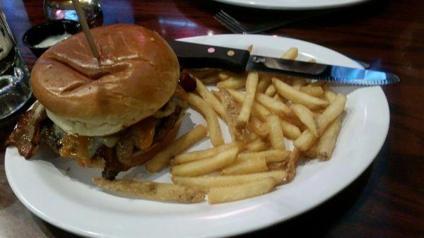 The Amarillo Burger with cold french fries. Why is the plate half empty?