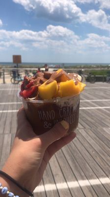 Tropical bowl + almond butter