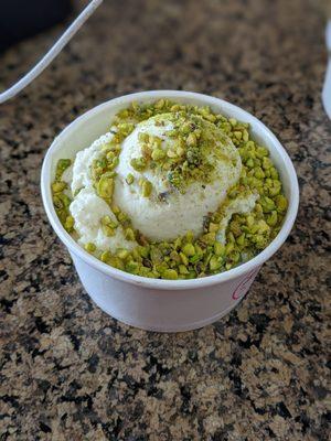 Ashta with pistachio