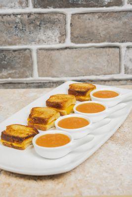 Grilled Cheese and Tomato Sauce