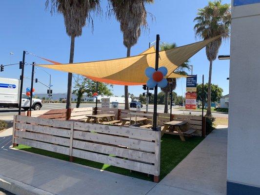 Outdoor patio with turf!