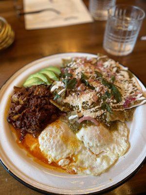 CHILAQUILES / COCHINITA PIBIL (Verde)   INCREDIBLE!!!!