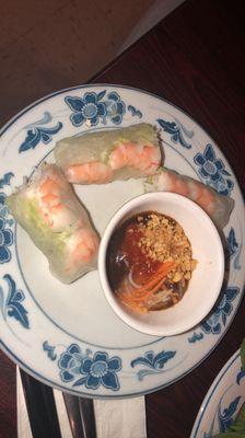 Shrimp spring rolls