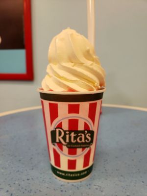 I had a Rita's Gelati Sugar Free Dragon Fruit Italian Ice with Vanilla Custard! It was delicious!