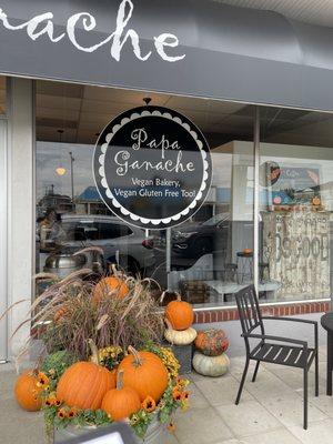 Street view of bakery