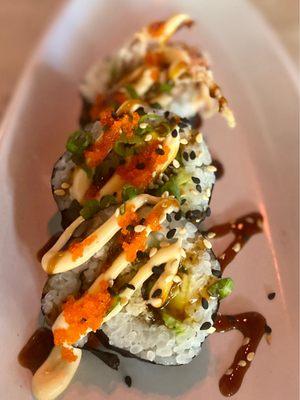 Soft Shell crab "Spider Roll" is excellent our fave :)'