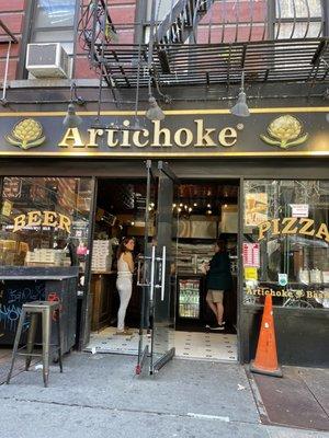 The artichoke pizza is to die for!