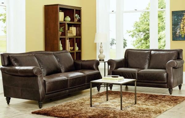 Schneidermans Furniture Traditional Leather Furniture in Brown PLYMN