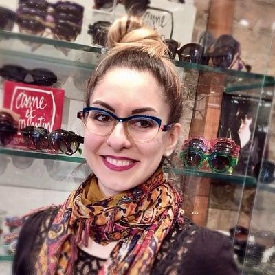 Our staff-member Lauren in her Anne et Valentin glasses