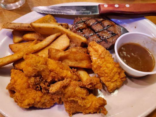 Filet and chicken tenders combo