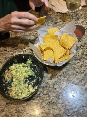 Tableside guac