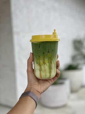 ig: @whatsviveating  |  upsidedown matcha latte