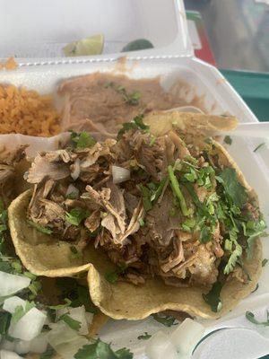 Carnitas taco......HUGE.