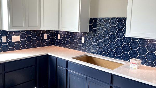 Kitchen backsplash