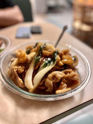 Seafood Medley with Crispy Chow Mien Noodles