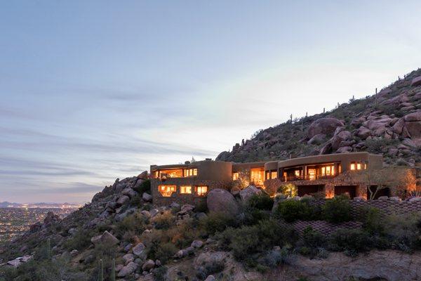 Spectacular mountain home