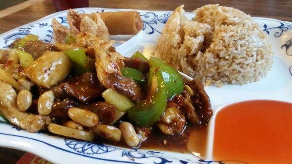 Kung Pao Combination lunch