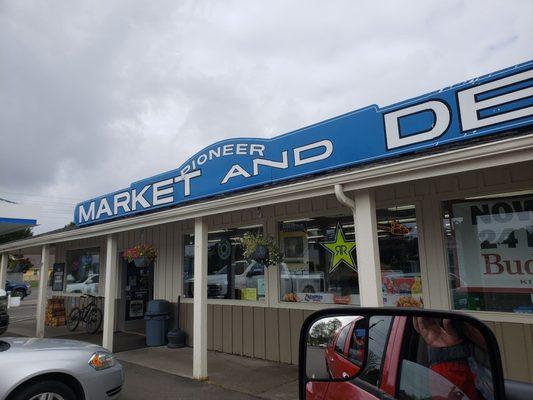 Pioneer Market