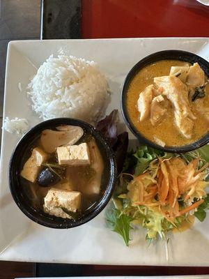 $15 lunch 2 Item Combination Tom Yum soup and Red Curry chicken