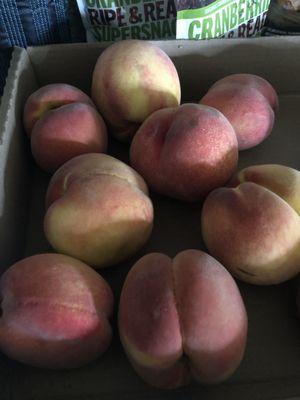 Peaches $2 lb