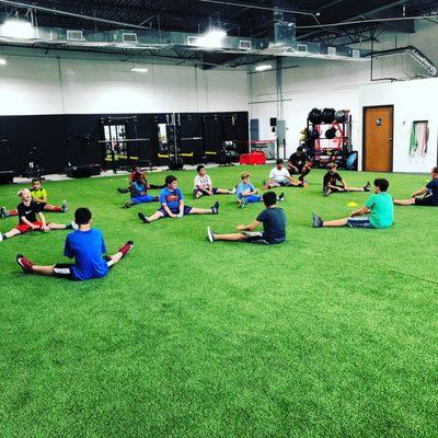 Lewisville Football Association 9-10 Razorbacks finishing up with stretches